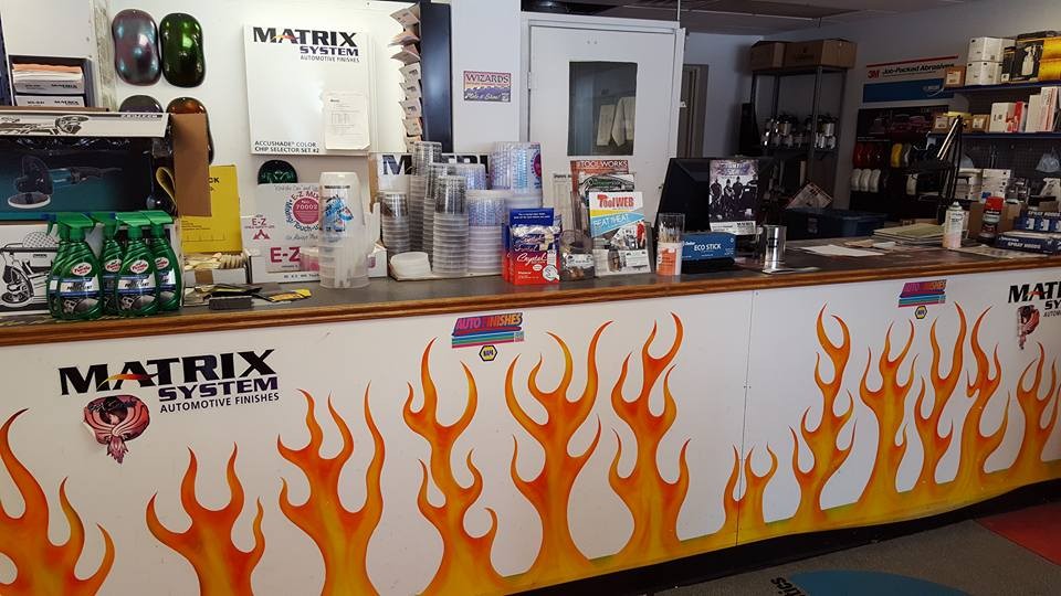 Knights Auto Parts and Paint Front Desk